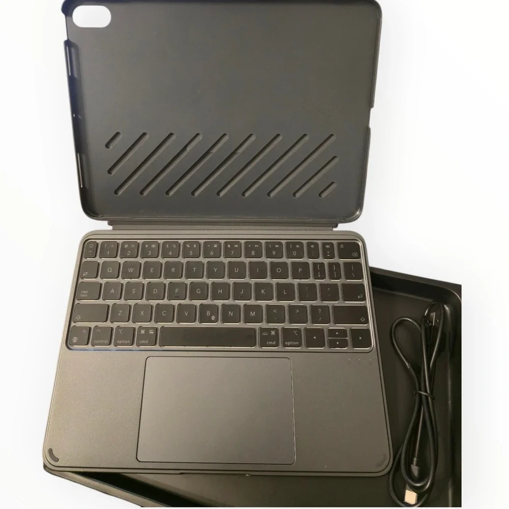 ESR Shift Keyboard Case Dark Grey iPad Air 11